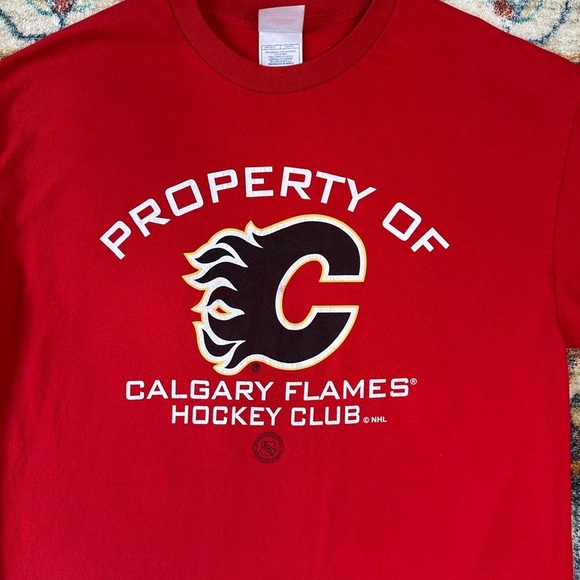 Vintage NHL Calgary Flames Hockey Club T-shirt Size XL - Picture 4 of 6